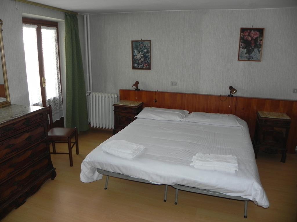 Hotel Nuovo Pecetto マクニャーガ 部屋 写真